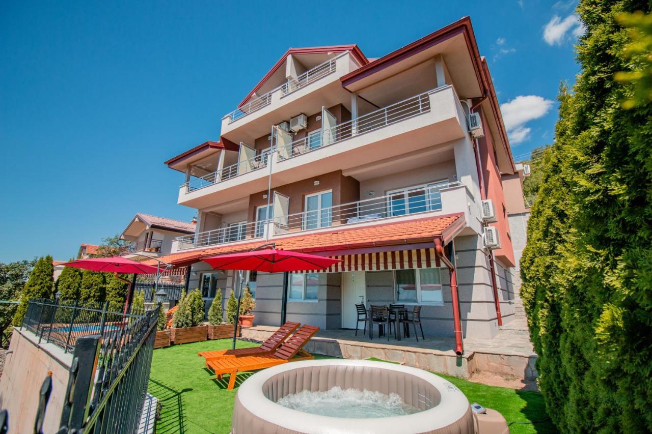 Velestovo House Διαμέρισμα *