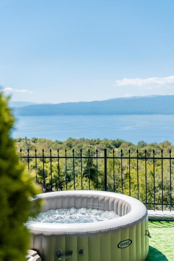 Velestovo House Διαμέρισμα