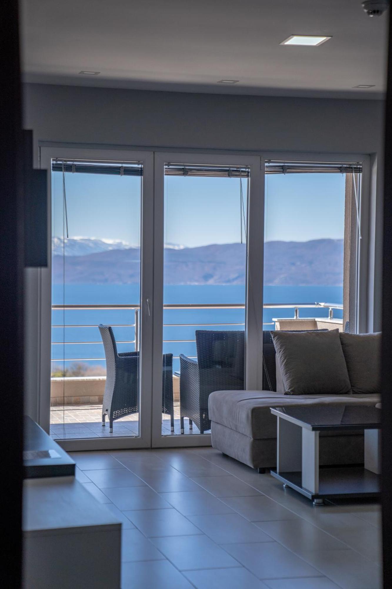 Velestovo House Διαμέρισμα